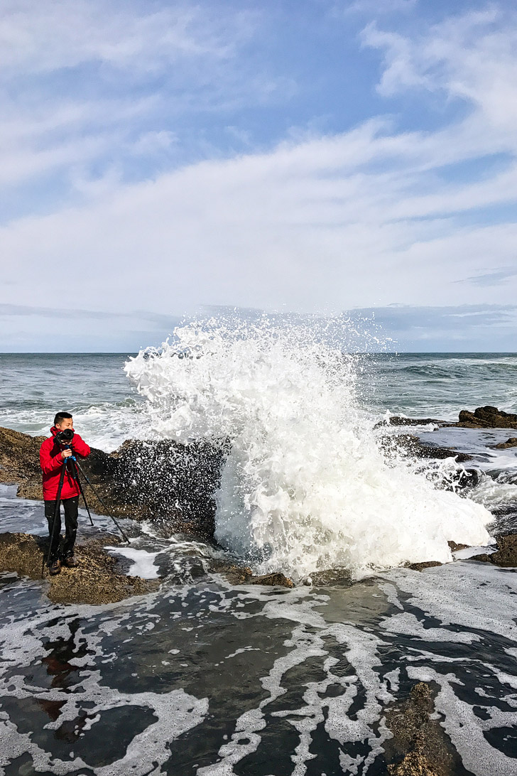 Cape Perpetua Scenic Area Thor's Well on the Oregon Coast + When to Visit // localadventurer.com