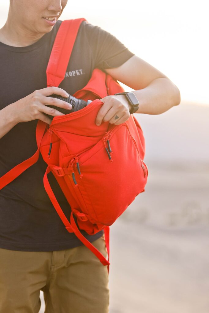 brevite the jumper travel camera bag