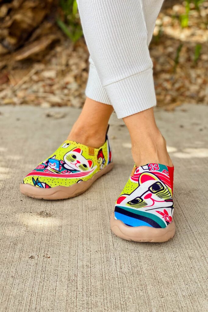 EIN Shoes Best Travel Footwear