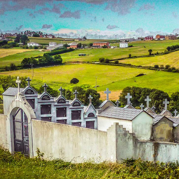 El Camino de Santiago + 25 Best Hikes in the World to Put on Your Bucket List Part II // localadventurer.com