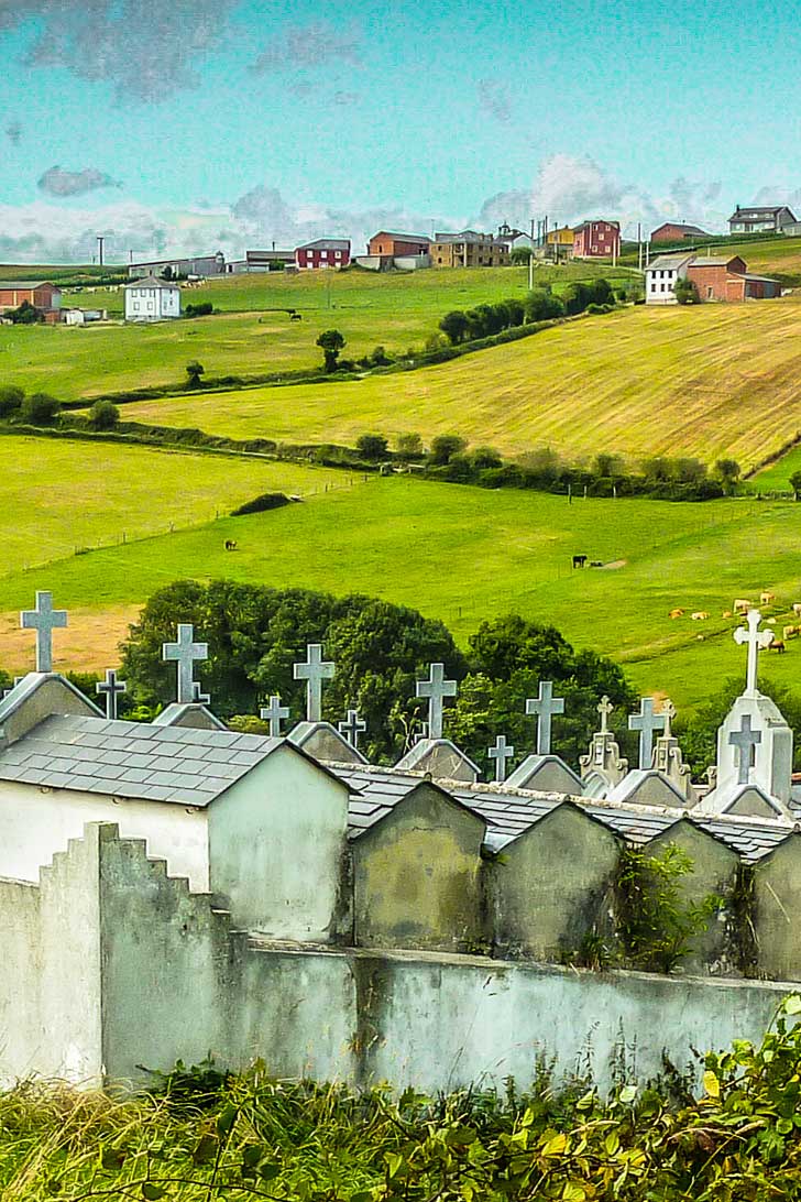 El Camino de Santiago + 25 Best Hikes in the World to Put on Your Bucket List Part II // localadventurer.com