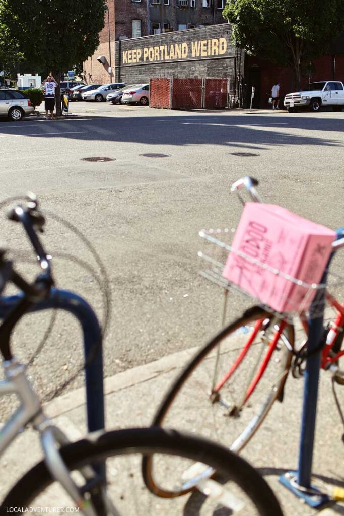 Keep Portland Weird Sign + Best Places to Take Pictures in Portland Oregon // localadventurer.com